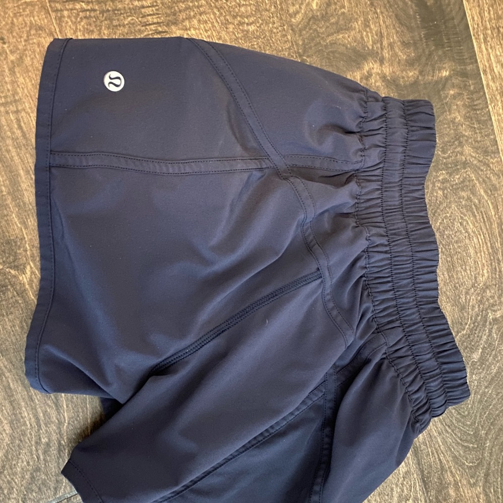 Lululemon Tracker shorts